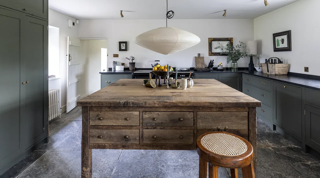 Kitchen from Steamins’ completed-work collection